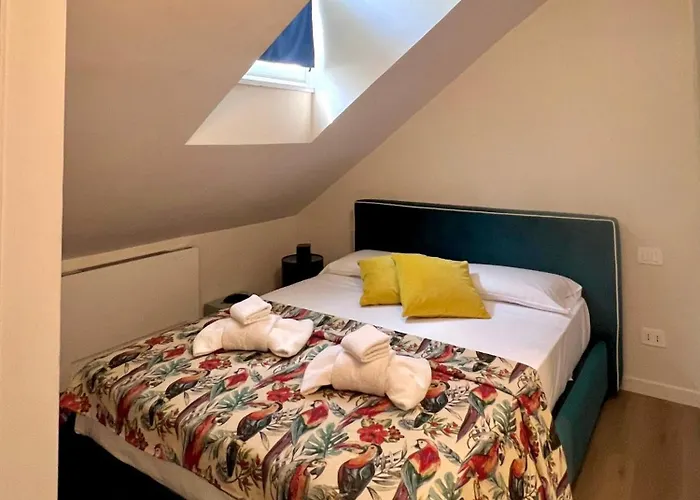 Renewed Historic Flat In Apartament *
